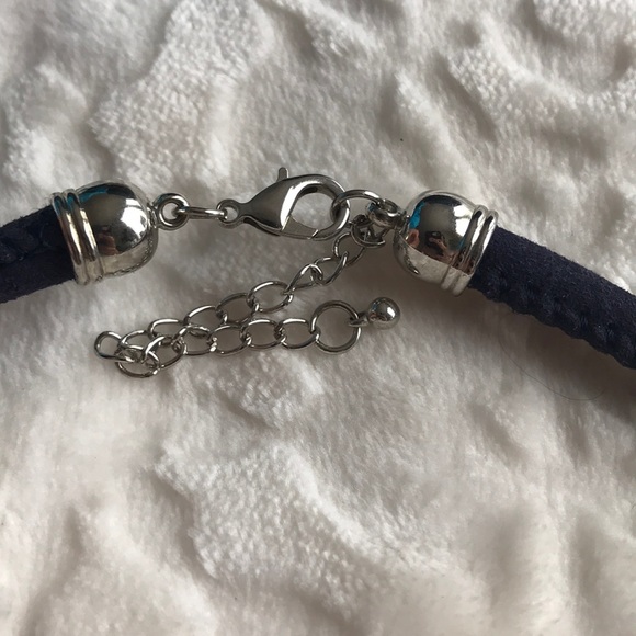 🌺 3 for $15 🌺 Blue and Silver Necklace - Picture 5 of 5